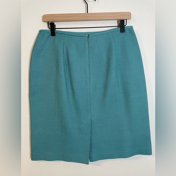 Josephine Chaus Silk Two Piece Suit Blazer Size 8. Skirt Size 10 Aqua Blue/Teal - Picture 6 of 14